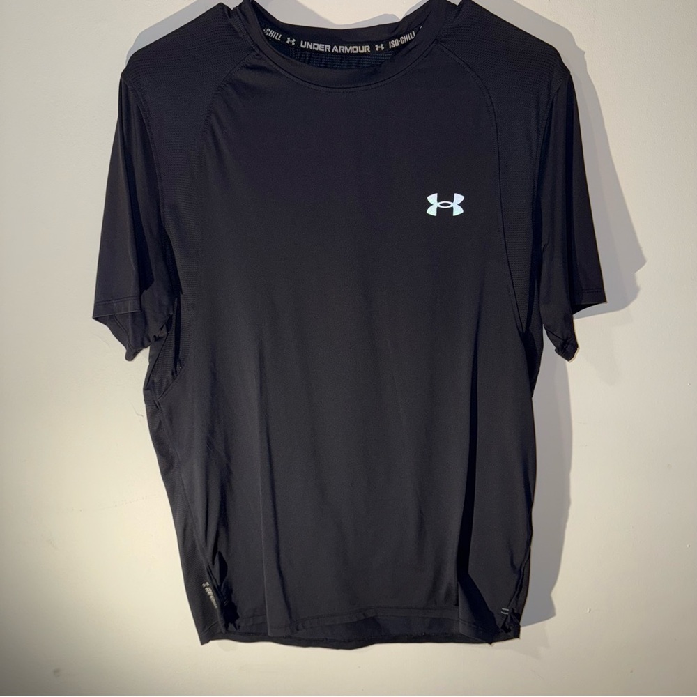 Under Armour Size MD Iso-Chill Run Tee